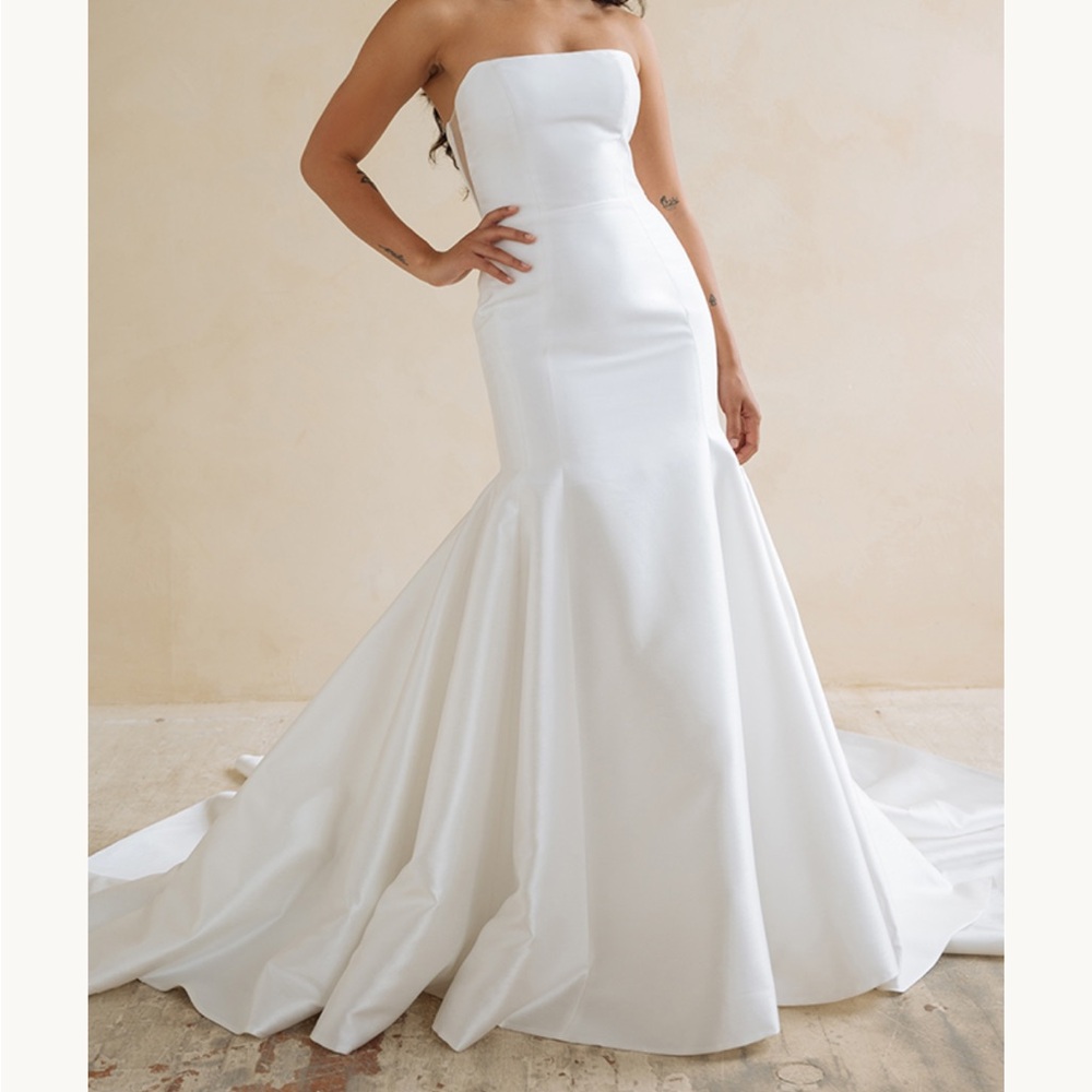 Jenny Yoo Classic White Strapless Wedding Dress (Lucia Wedding Dress)
